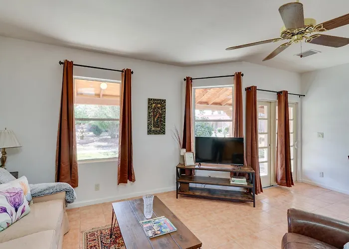 Retreat W/ Pool Access + A/c!