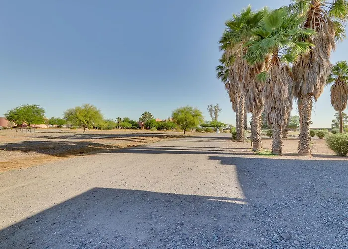 Apartment Retreat W/ Pool Access + A/c! Eloy
